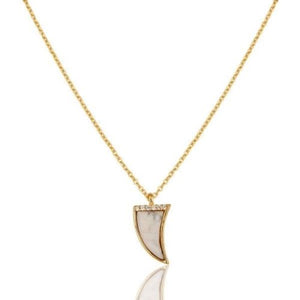 Cadena de plata y colgante con howlita y zirconia