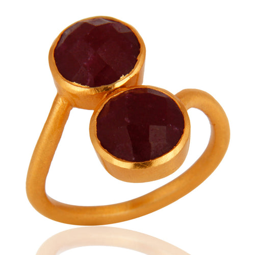 Anillo de plata con rubí