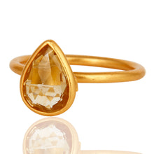 Anillo de plata con citrino