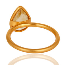 Anillo de plata con citrino