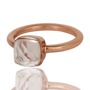 Anillo de plata con cristal de cuarzo