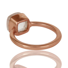 Anillo de plata con cristal de cuarzo