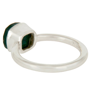Anillo de plata con jade verde