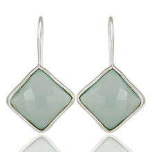 Caravanas de plata con aqua calcedonia