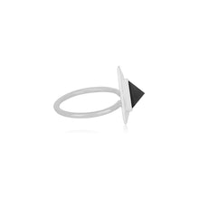 Anillo de plata con ónix negro