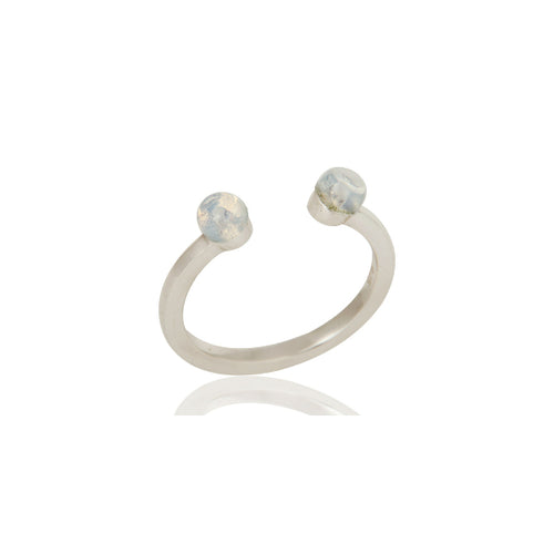Anillo de plata con ópalo de fuego