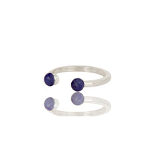 Anillo de plata con zafiro