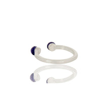 Anillo de plata con zafiro