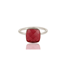 Anillo de plata con cuarzo rosa hydro