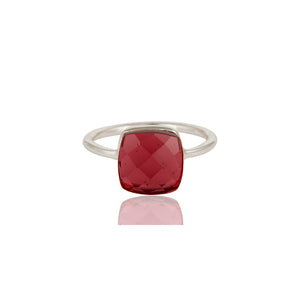 Anillo de plata con cuarzo rosa hydro