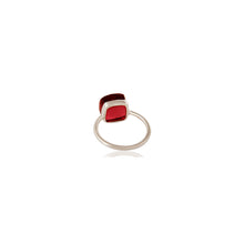 Anillo de plata con cuarzo rosa hydro